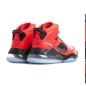 Jordan Mars 270 PSG Edition